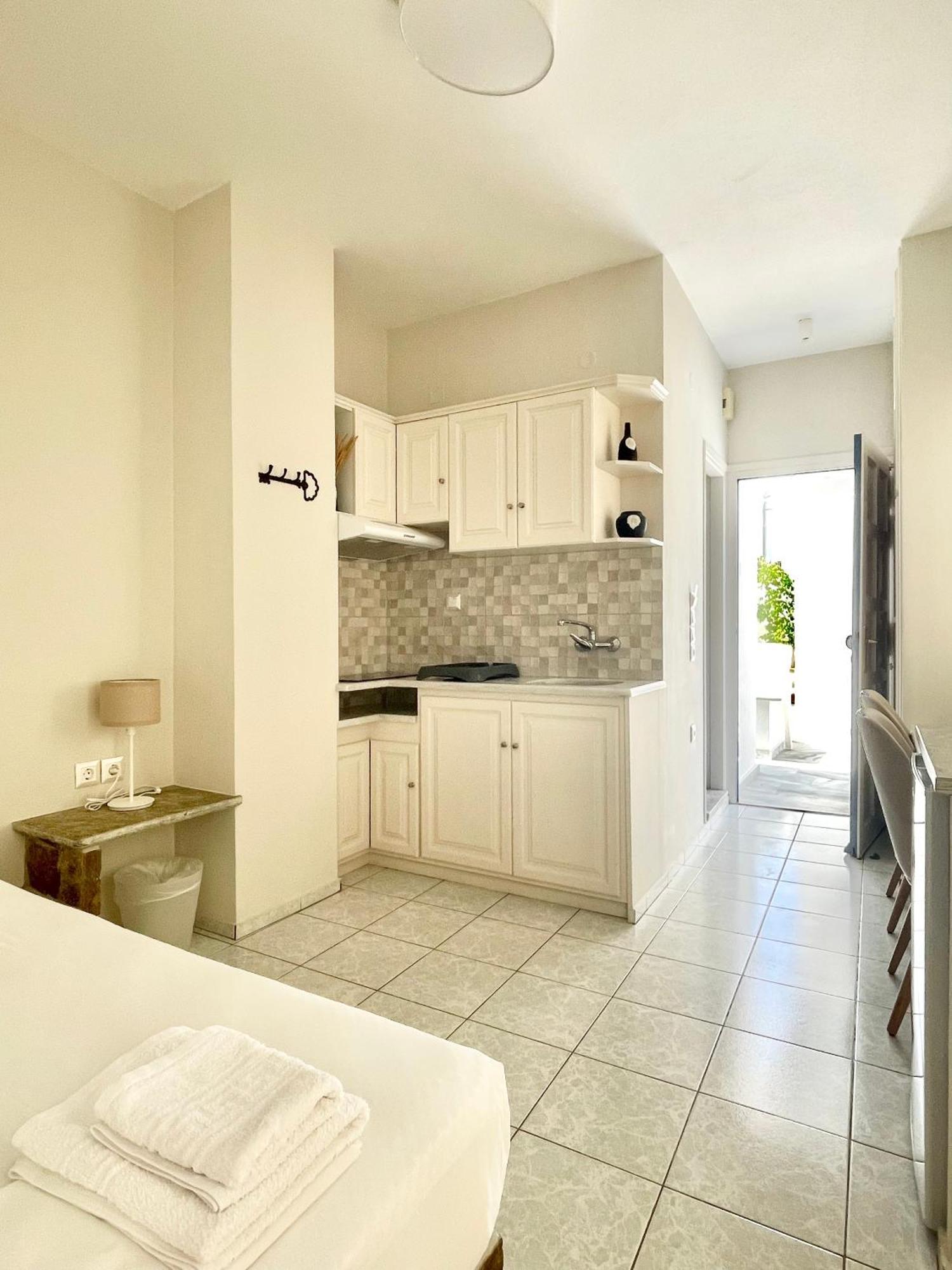 Manto Apartments Тинос Экстерьер фото
